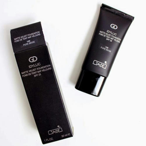 Ga-De Матовый тональный крем с эффектом бархата SPF 25 для жирной и комбинированной кожи №106 Matte Idyllic Matte Velvet pure beige 30мл — изображение 2